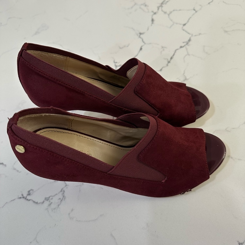Calvin Klein Suede Women's Burgundy Peep Toe Heels Size 8.5 - Picture 2 of 6
